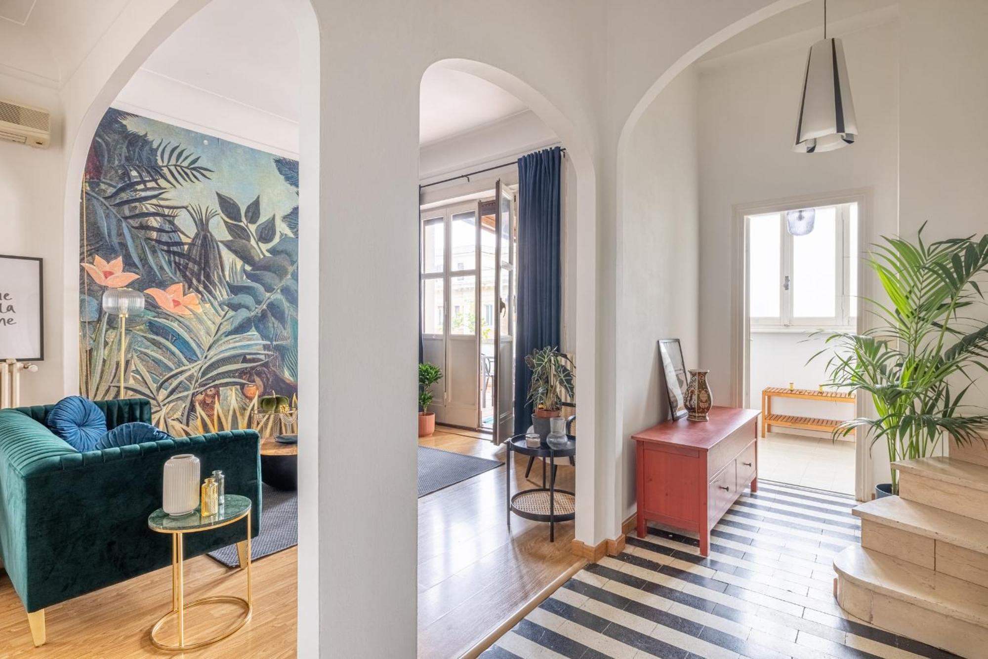 Elegant Penthouse With Terrace Apartment *
