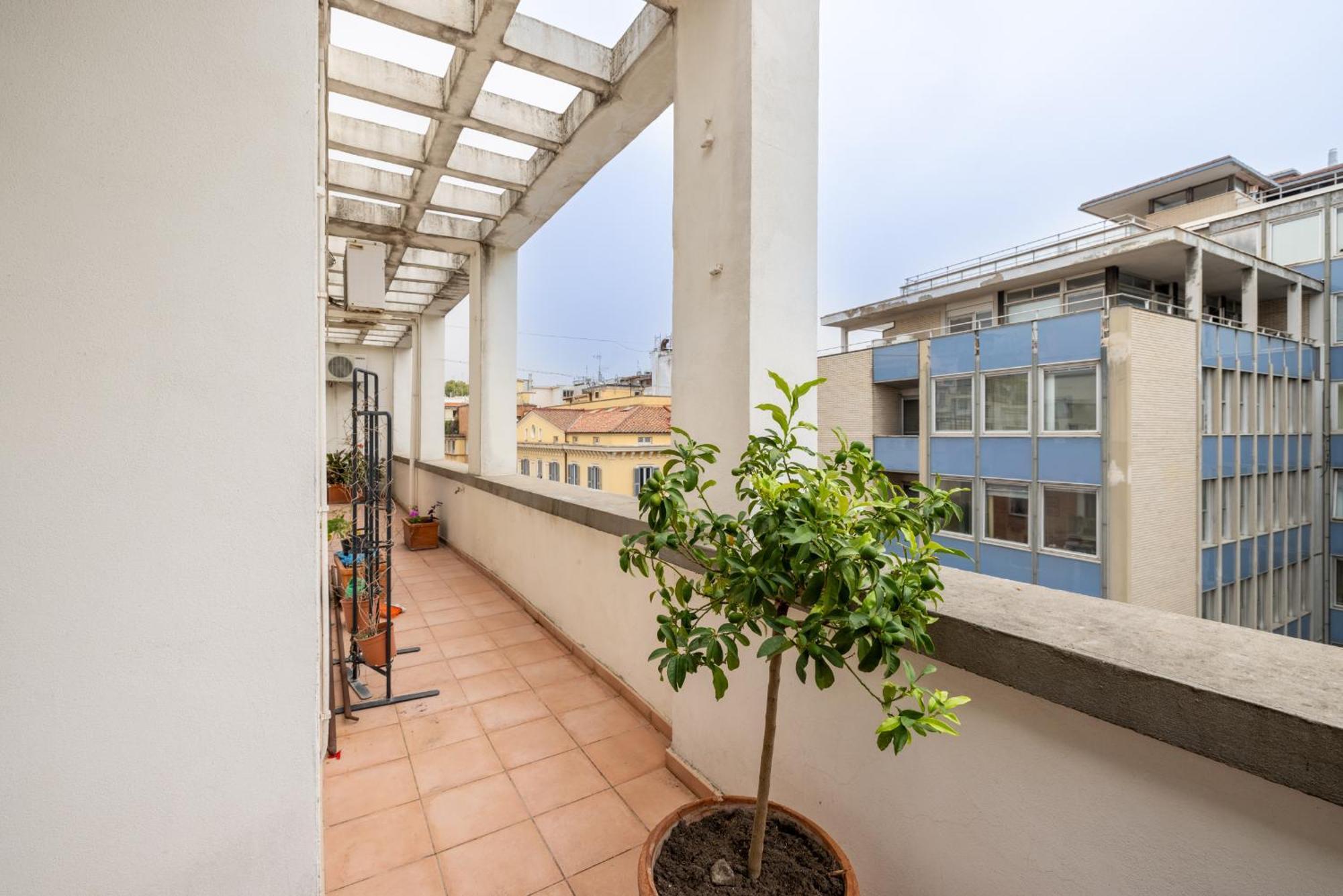 Apartment Elegant Penthouse With Terrace *